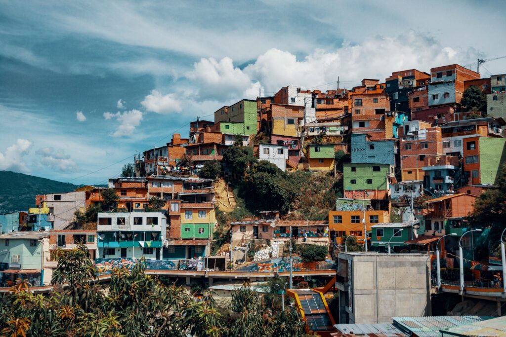 Comunidad en Medellín. Imagen: Magnific