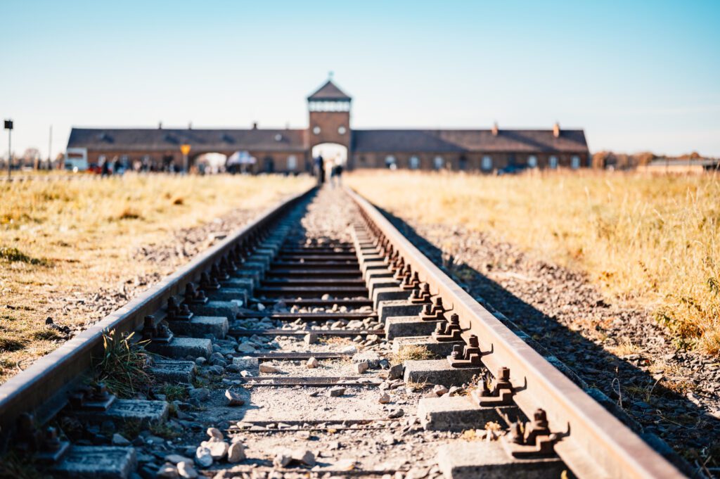 Vía férrea hacia Auschwitz